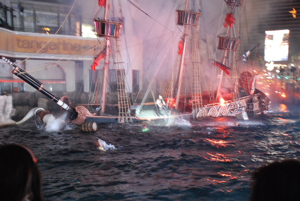 Sinking Ship This is the Treasure Island ship sinking in t… Flickr