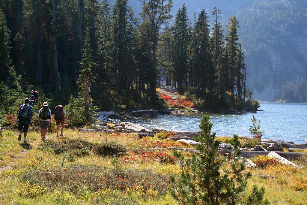 schaefer lake 003 Rhys Logan Flickr