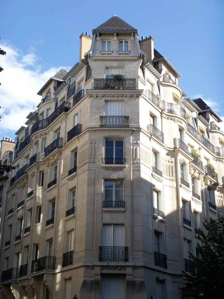 Avenue Mozart, Paris, France NZ/x Flickr