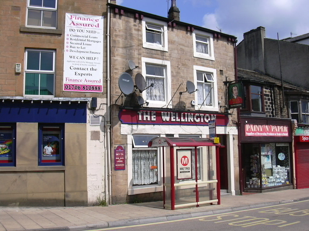 "The Wellington" (Pub) 3 Halifax Road, Todmorden OL14 5AG Flickr