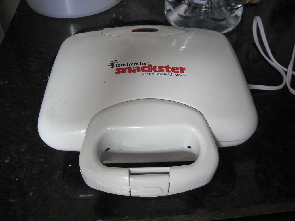 Toastmaster Snackster Sandwich Maker/Press 10 OBO Flickr