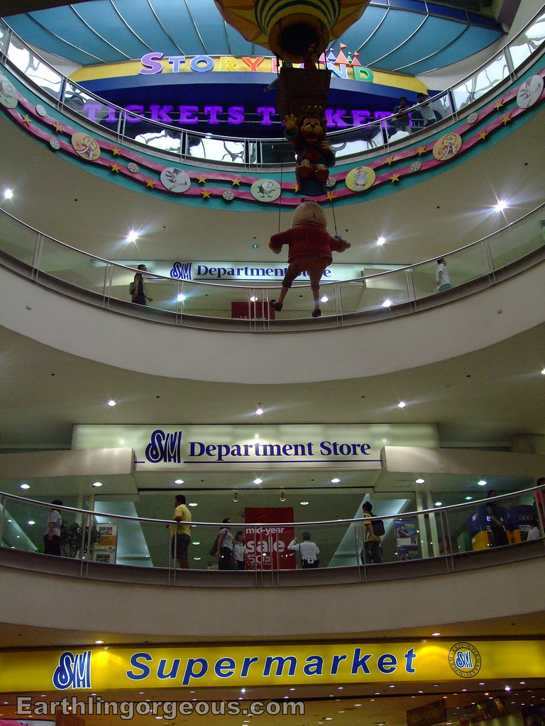 SM Fairview The Center got it all for you Supermarket, Dep… Flickr