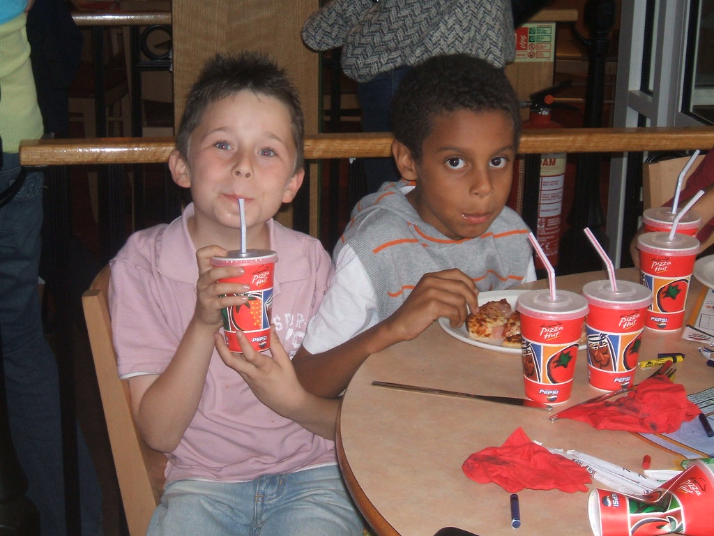 Ollie's 9th birthday party Gage and Logan at Ollie's party… Flickr