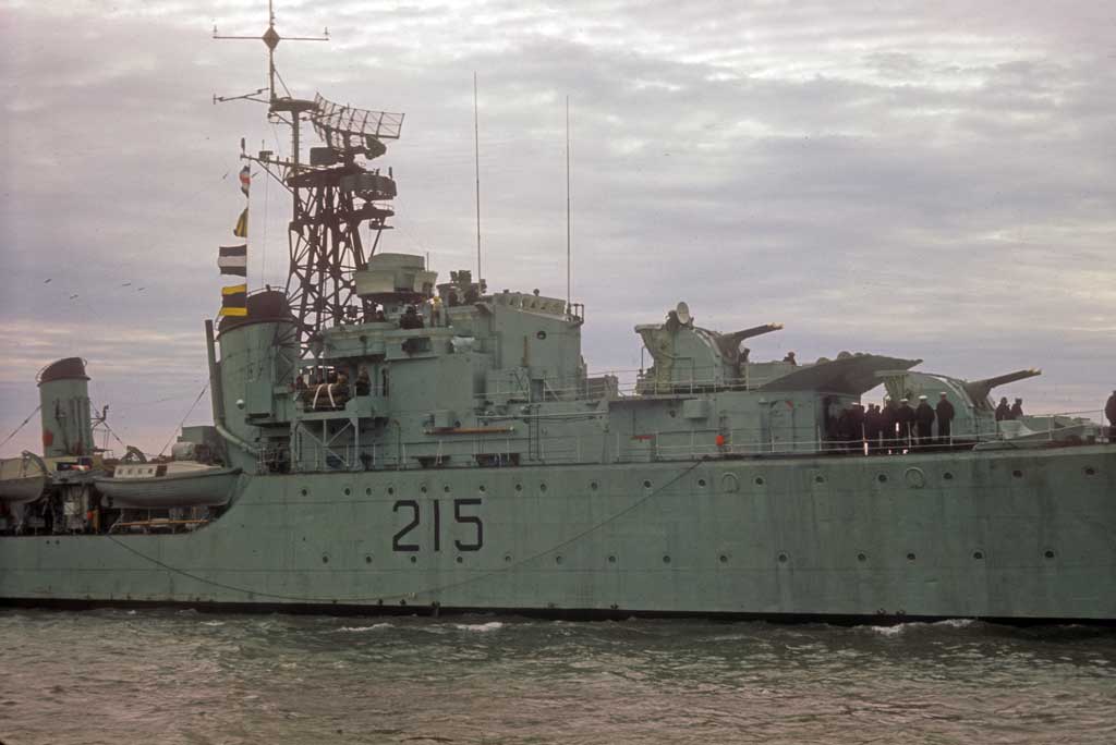 Toronto harbour HMCS Haida The HMCS Haida visits Toronto … Flickr