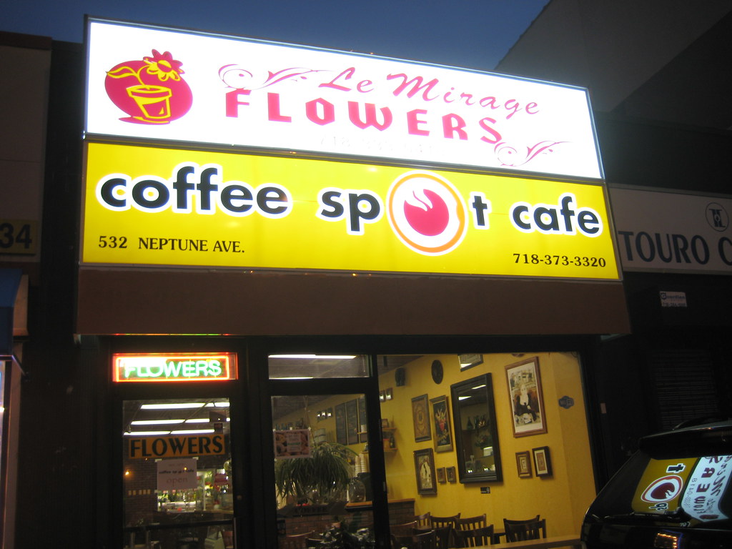 Flower and Coffee Shop in Brighton Beach Now this is a fir… Flickr