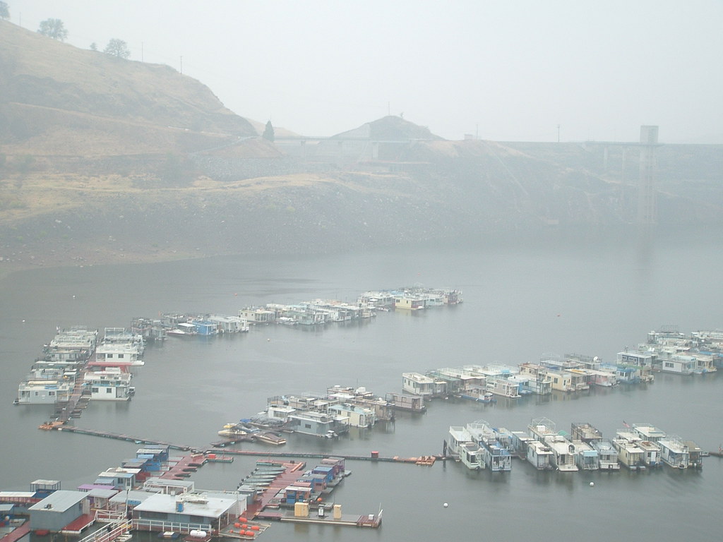 Kaweah Dam & Houseboat dock Houseboats docked at Kaweah La… Flickr