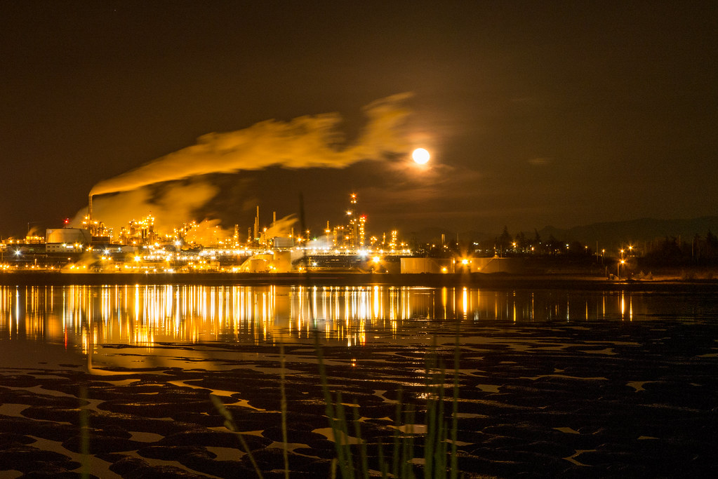 Anacortes Refinery Anacortes WA refinery in front of the 2… Flickr