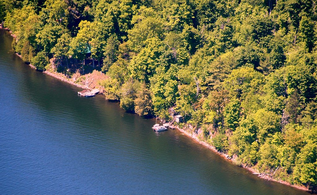 Butterfield Lake, NY Pianoman75 Flickr