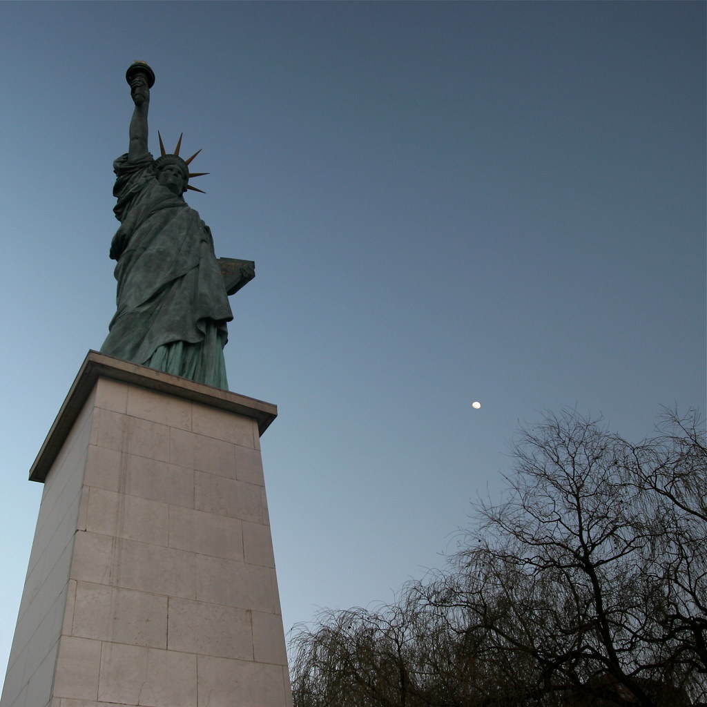 French Statute of the Liberty, Paris Tristan Nitot Flickr