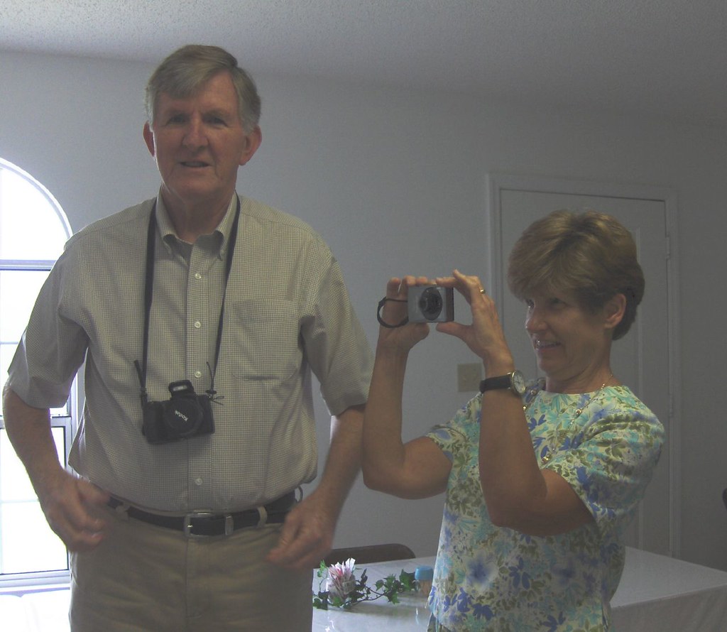 Oak Grove Singing James and Judy Chambless are picture tak… Flickr