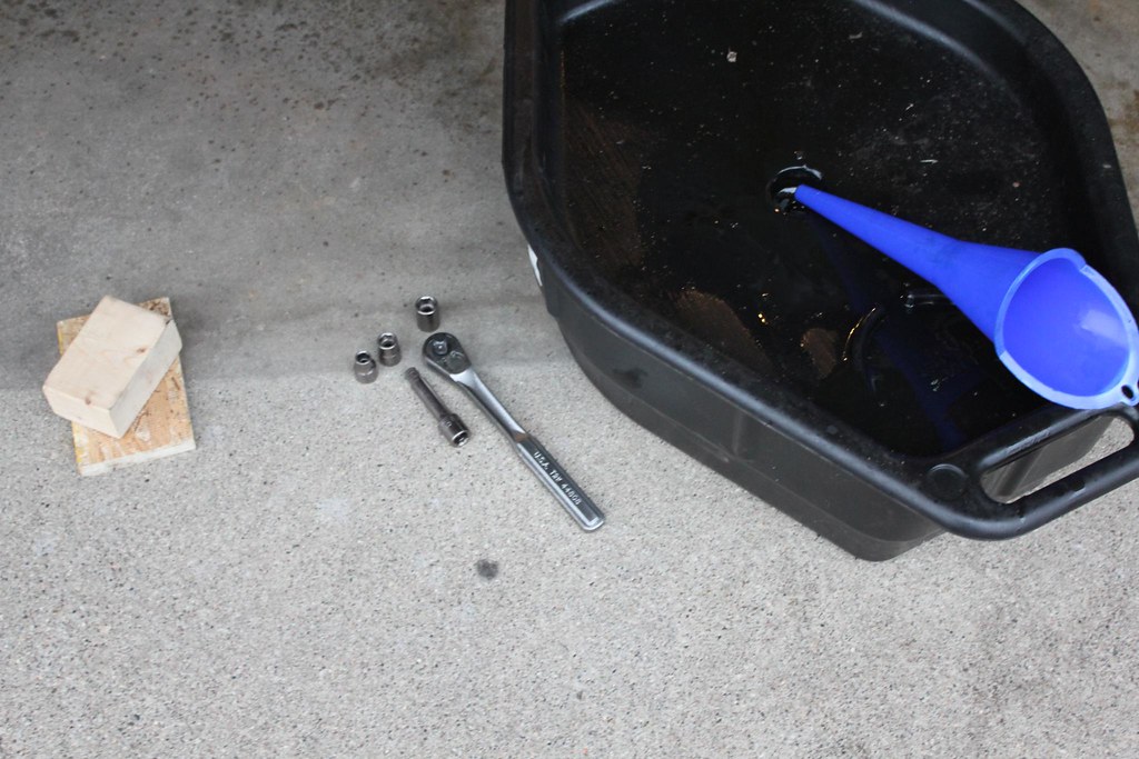 WR250R Oil Change | guide for everydayriding.org | chrisluhman | Flickr