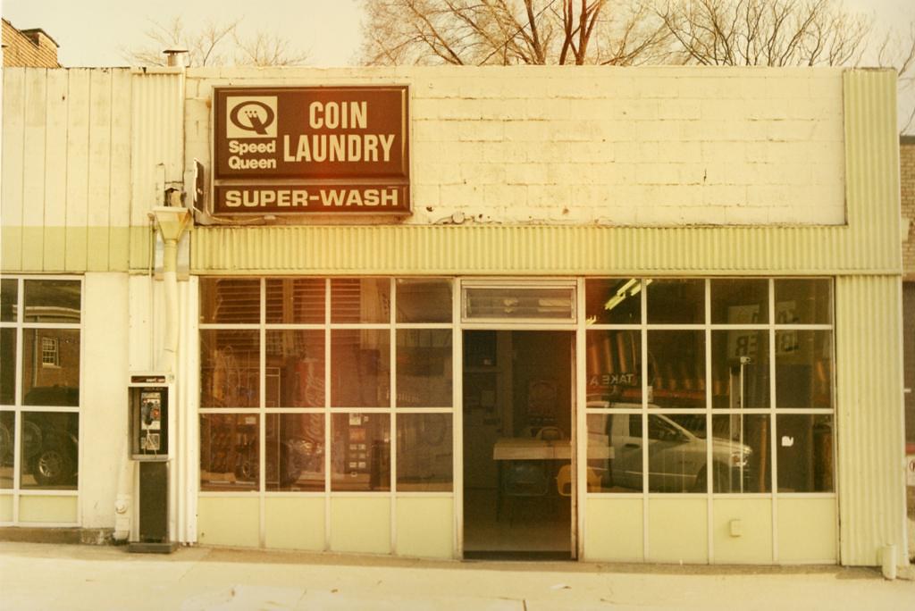 Speed Queen Exterior of the preceding laundromat on Penn A… Flickr