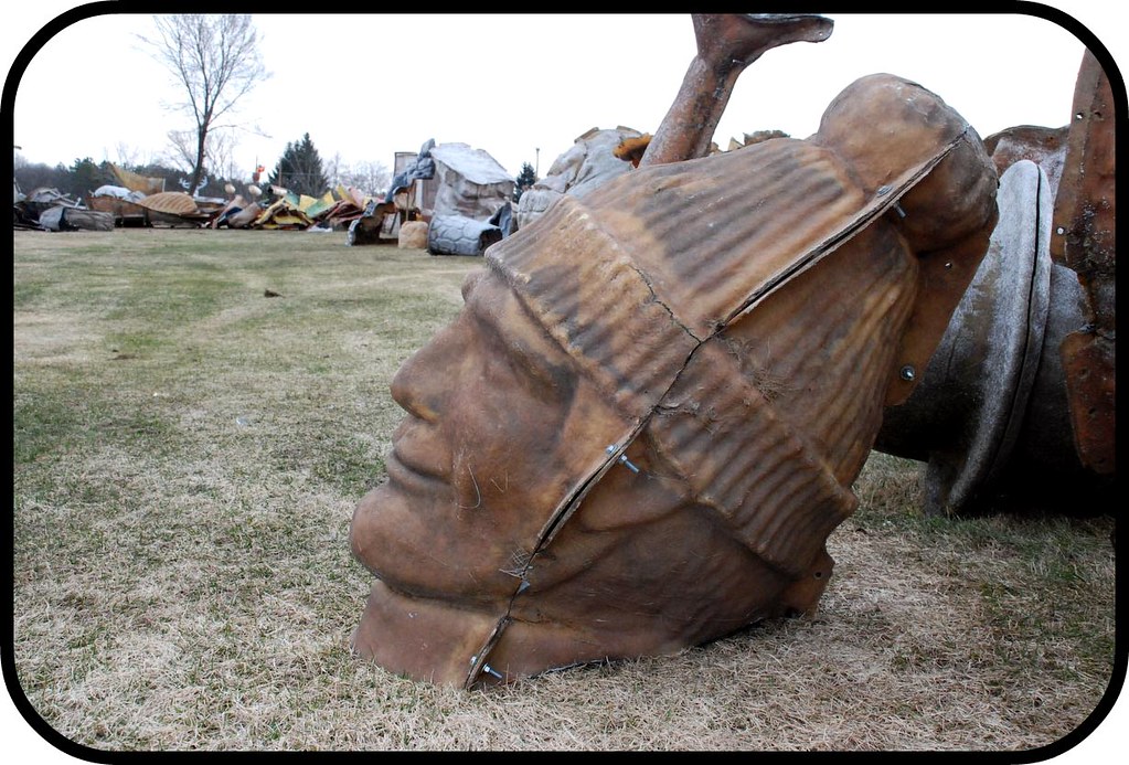 FAST (Fiberglass Animals Shapes & Trademarks) Sparta, WI… Flickr