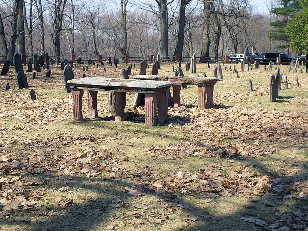 Deerfield Cemetery 20080419, 26 New England Oddities Flickr