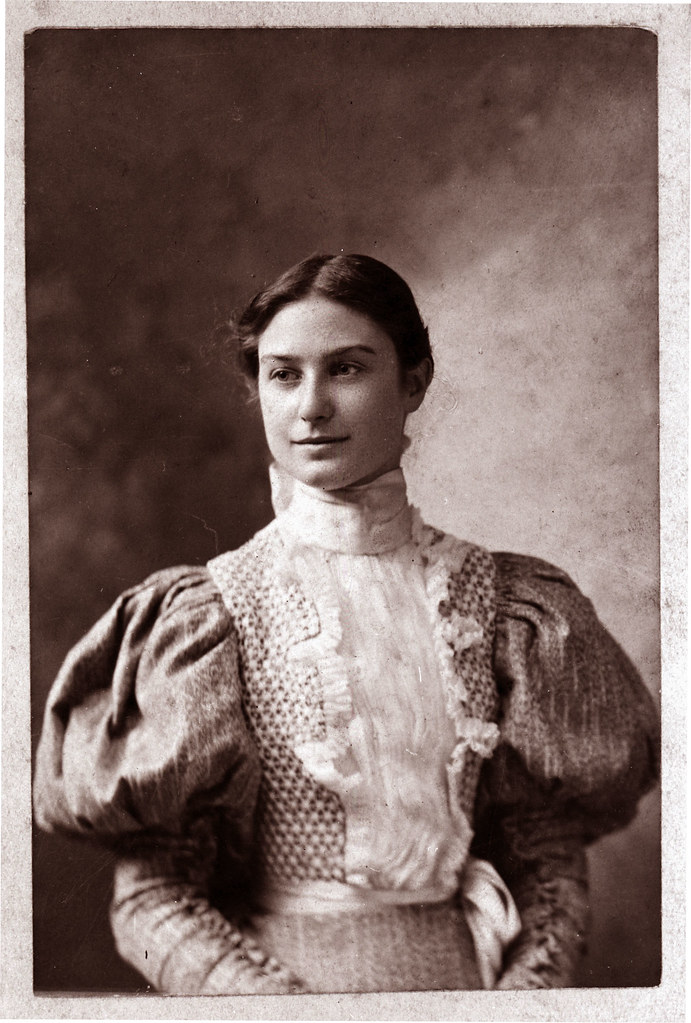 N_83_9_216 Gertrude Weil. From PC 1488.50 Gertrude Weil Pa… Flickr