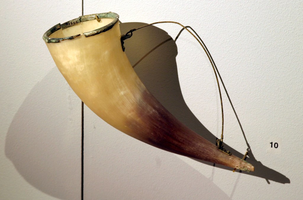 Viking drinking horn ENGLISH Drinking horn from the Vikin… Flickr