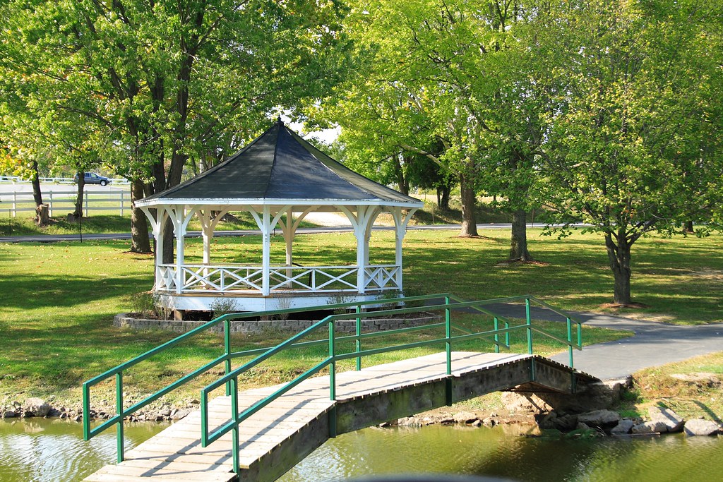 IMG_1652f Washington Missouri City Park Read about my ph… Flickr