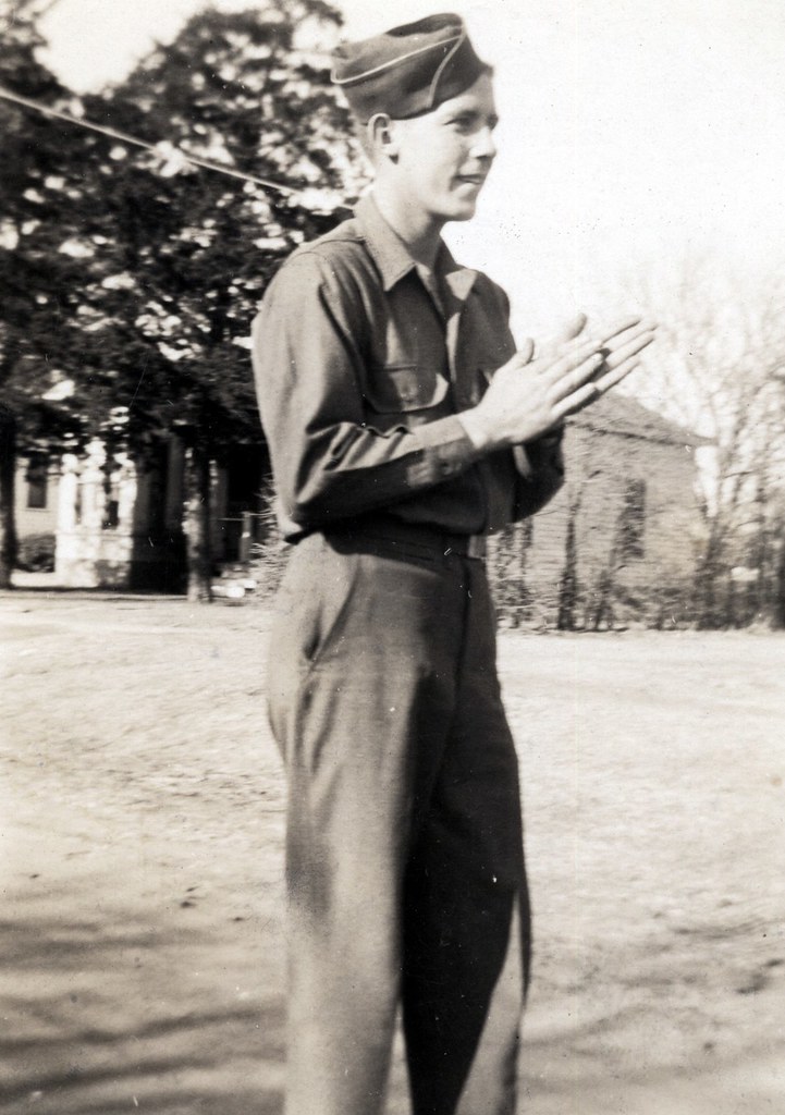 th_Charles Malone 1947c ronseibold Flickr