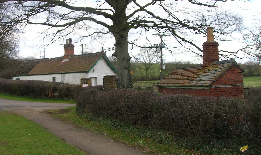 OX.HAR Banbury, Hardwick Tollhouse and Privy Former Road T… Flickr