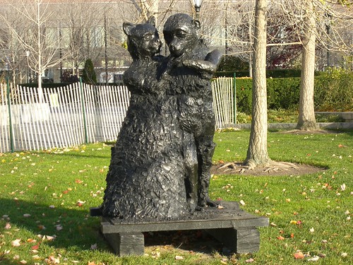 Ape and Cat statue public art piece in Battery Park Helen Keegan