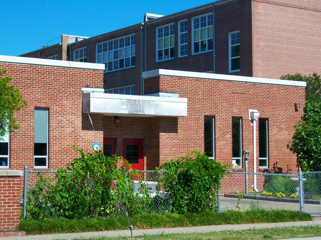 Armstrong Elementary School in Hampton, VA My kindergarten… Flickr