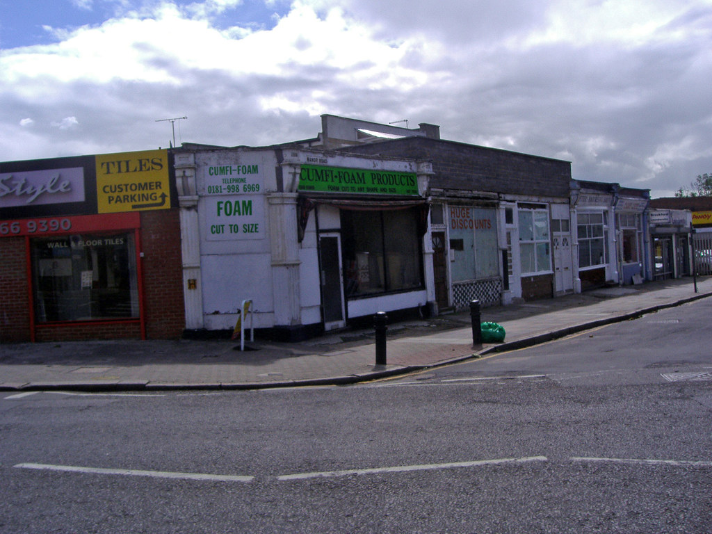 Argyll Rd Ealing Single story shops are a lot rarer here t… Flickr