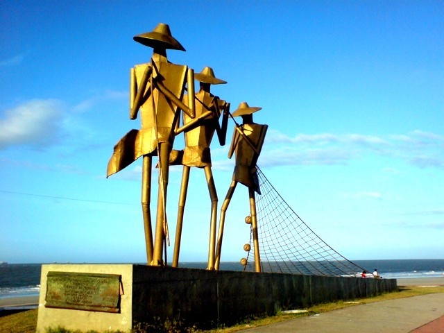 Praça do Pescador Avenida Litorânea.. São Luís Maranhão … Ricardo