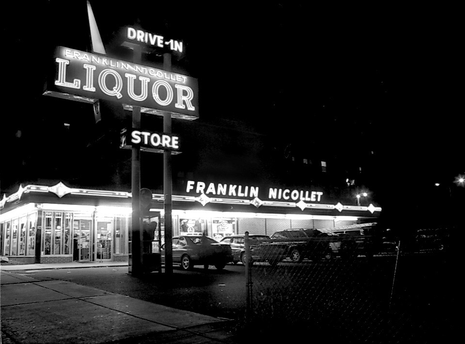 Franklin Nicollet Liquor Store Minneapolis, MN prior to … Flickr