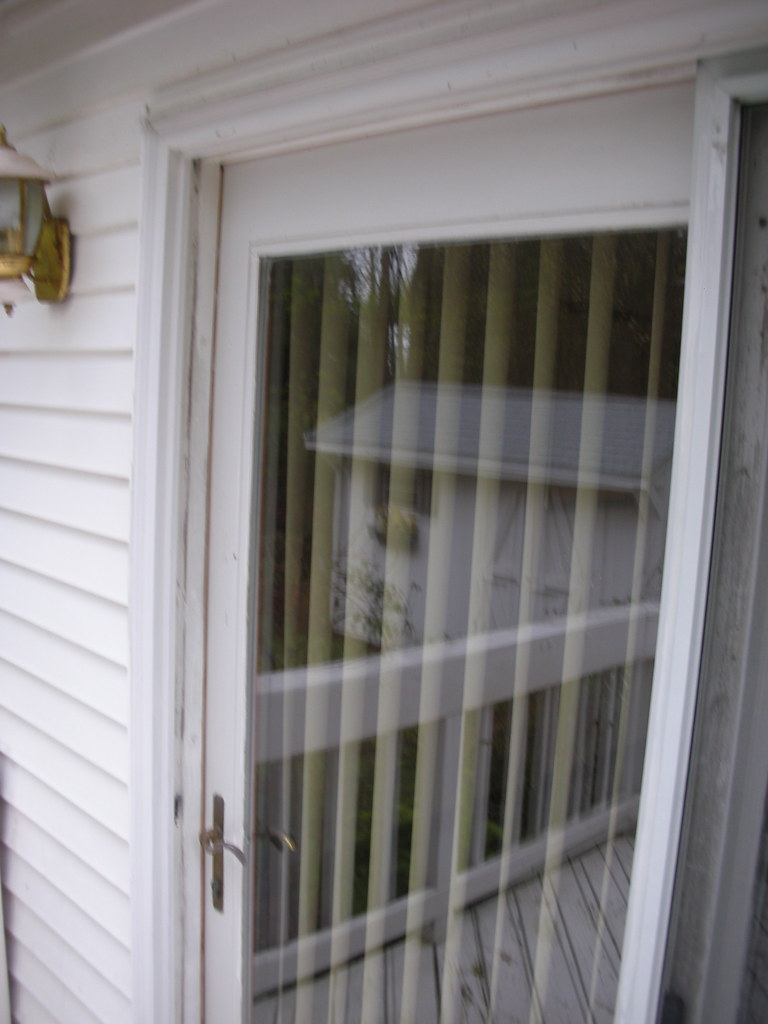 sliding glass door Daren Eilert Flickr