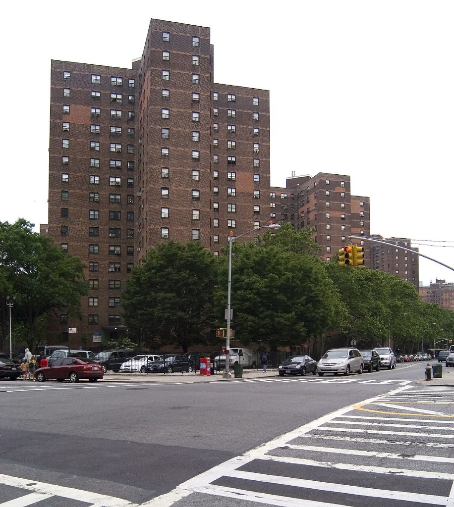 2006JEK06140032 Madison Street at Rutgers, LaGuardia House… Flickr