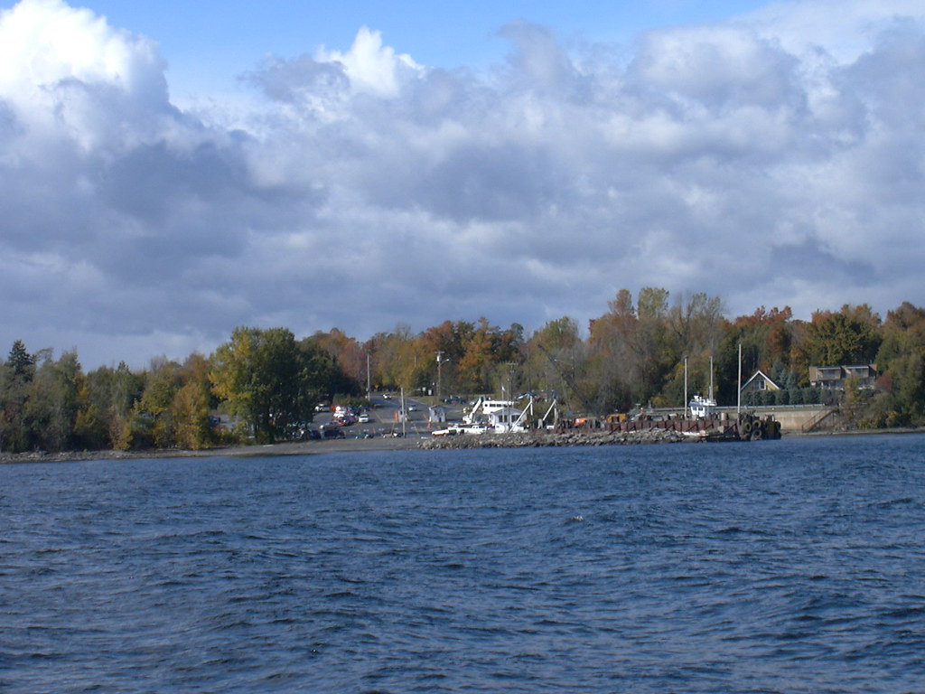 Plattsburgh, NY 20031016 082 Lake Champlain from the Grand… Flickr