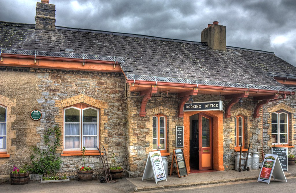 Buckfastleigh Station Pete T Flickr