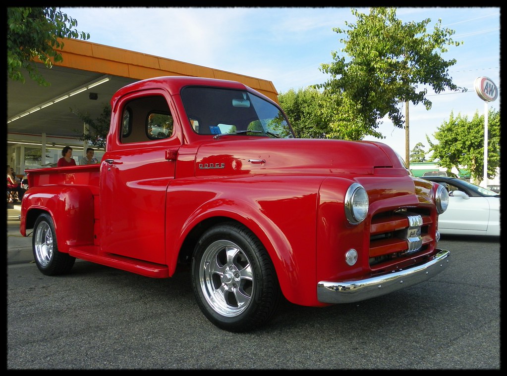 1951 Dodge Pickup A beautiful red stepside 1951 Dodge Pick… Flickr
