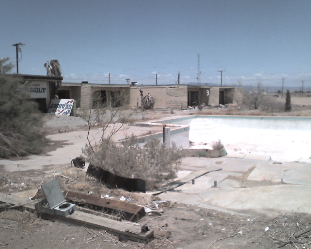 Abandoned in Salton City slworking2 Flickr