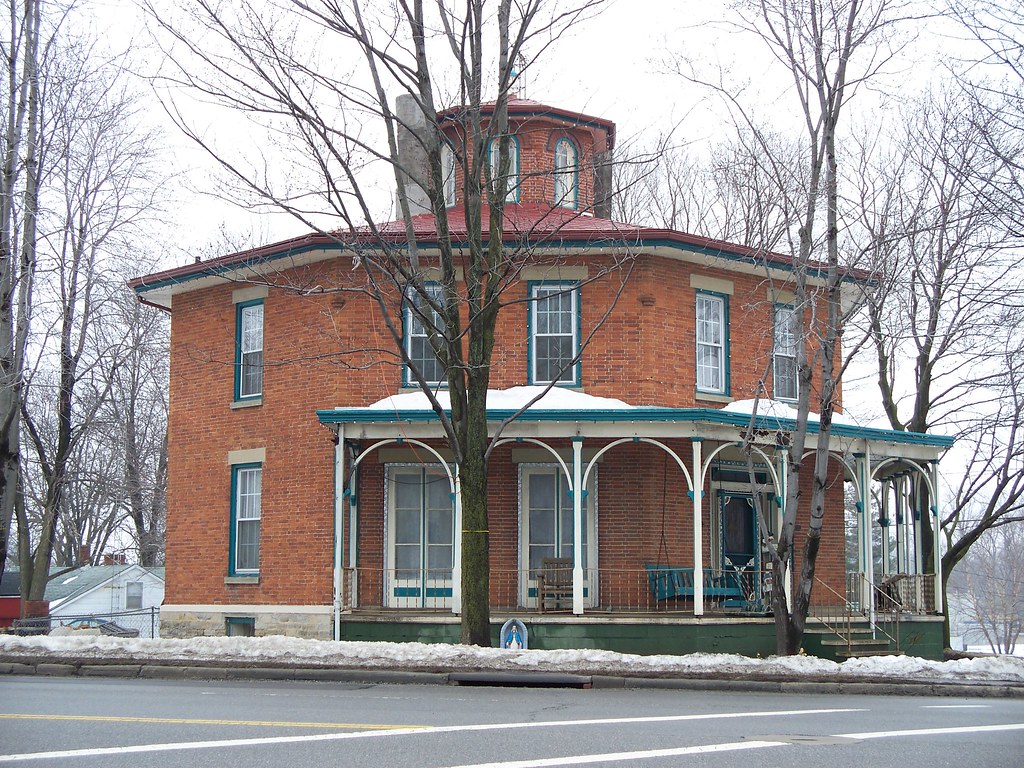 OH Monroeville House Fine example of octagonal architect… Flickr