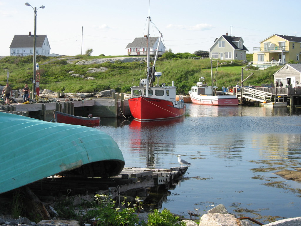 Peggy's Cove harbour 2 View of the harbour of Peggy's Cov… Flickr