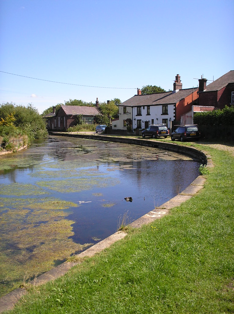 Manchester Bolton and Bury Canal j.a.holland Flickr