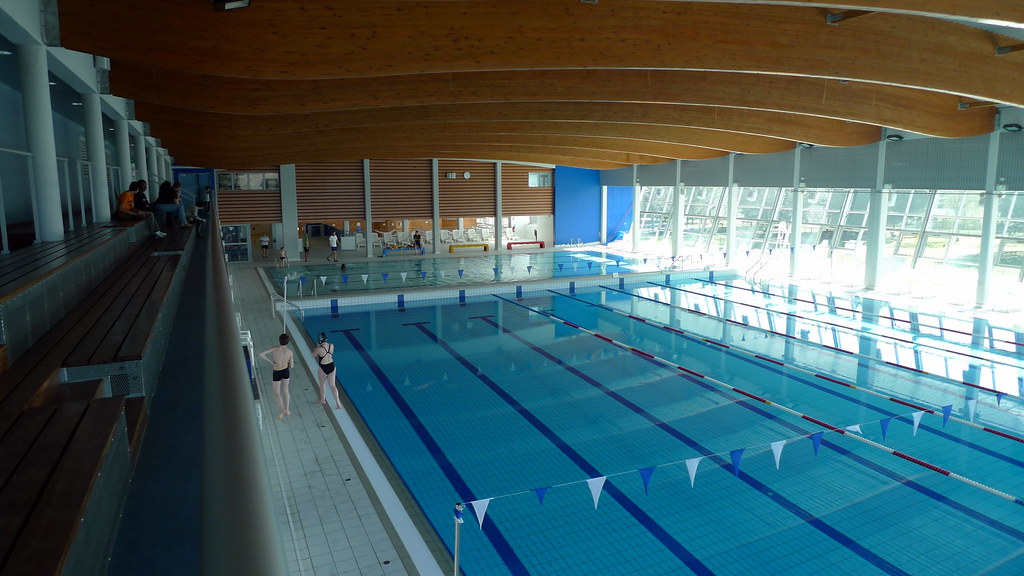 centre aqualudique L'Ovive (MOULINS,FR03) jeanlouis Zimmermann Flickr