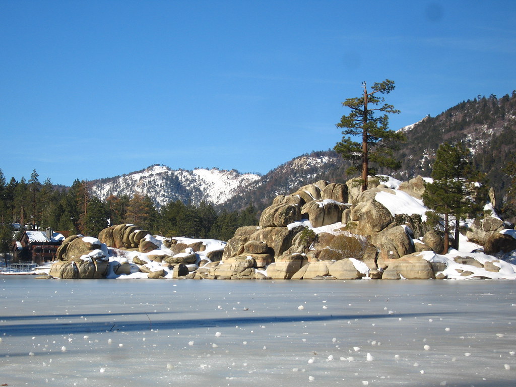 Frozen Big Bear Lake The ice looked thick enough to drive … Flickr