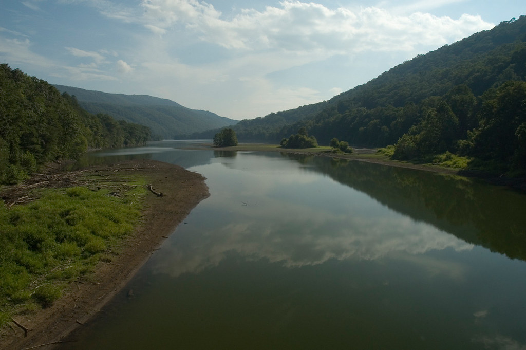 Lake Moomaw Bath County Virginia, August 2006. Moomaw9589r… Maarja