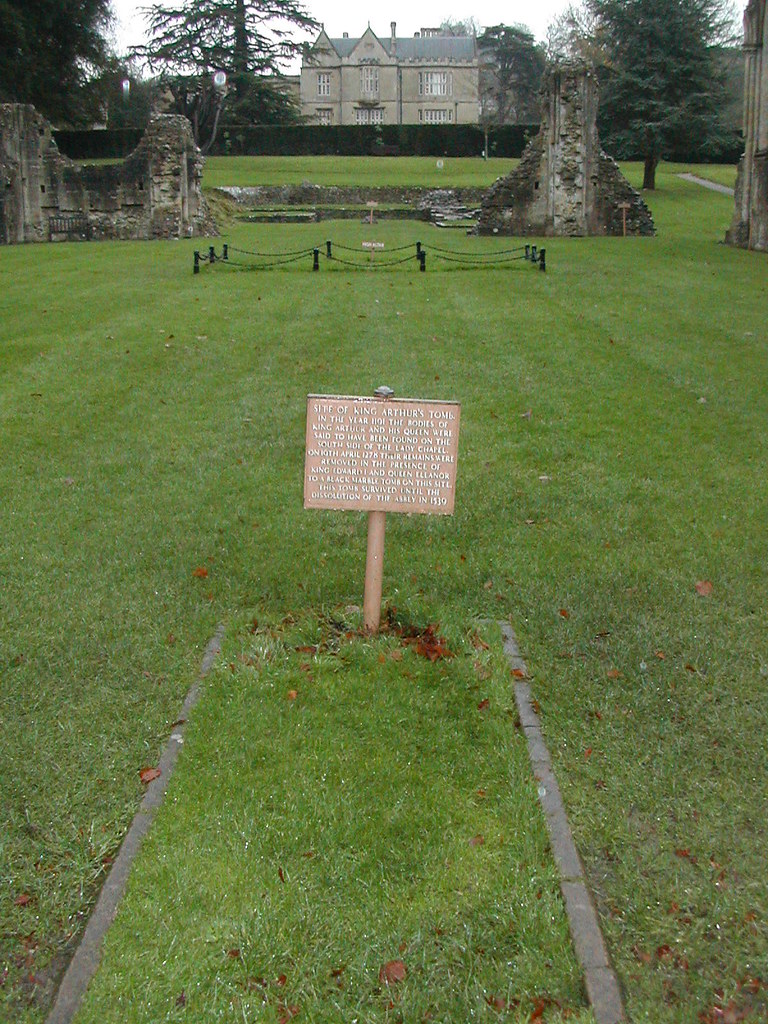Arthur's grave site bdegar Flickr