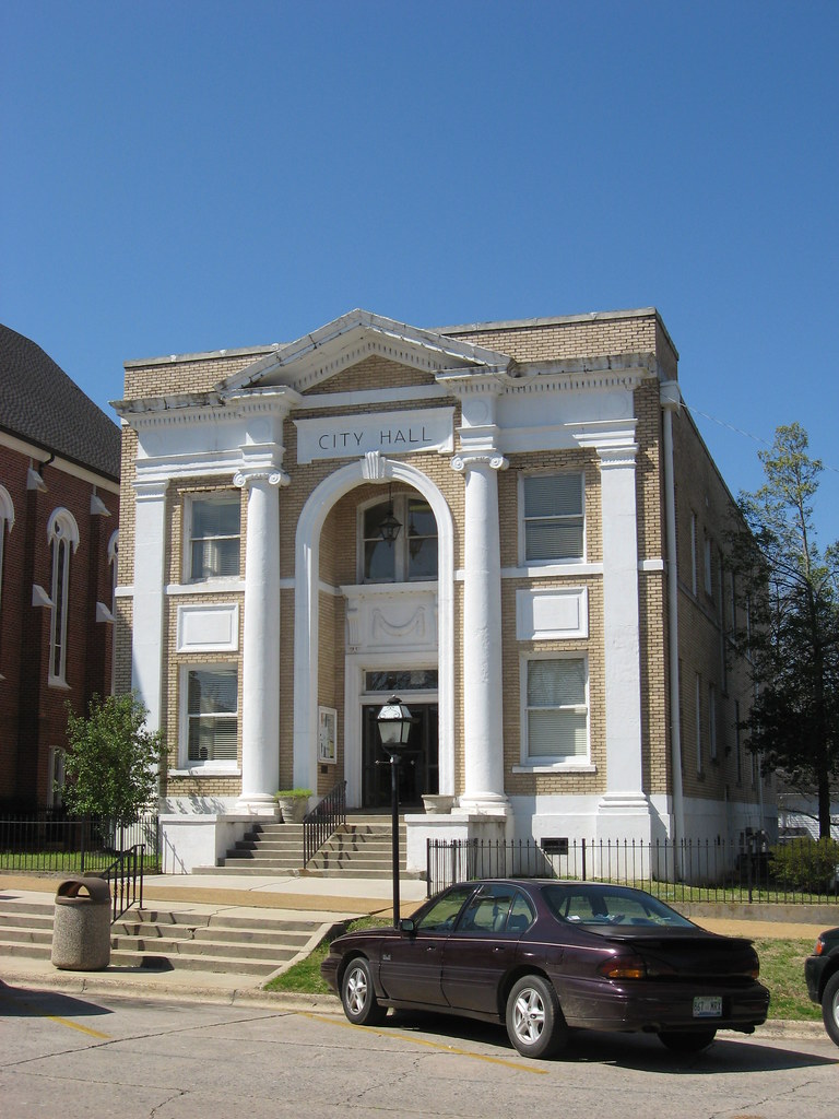 Holly Springs City Hall Holly Springs, Mississippi The cit… Flickr