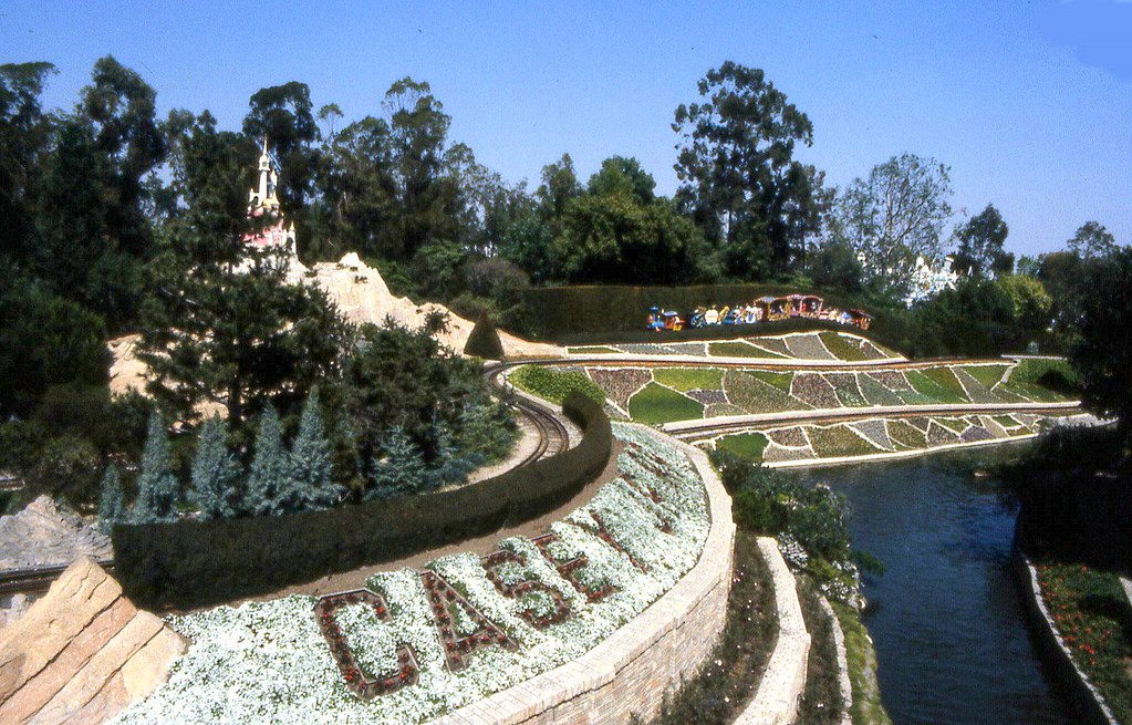 Disneyland Cable Ride 010 California Disneyland March 1980… Flickr