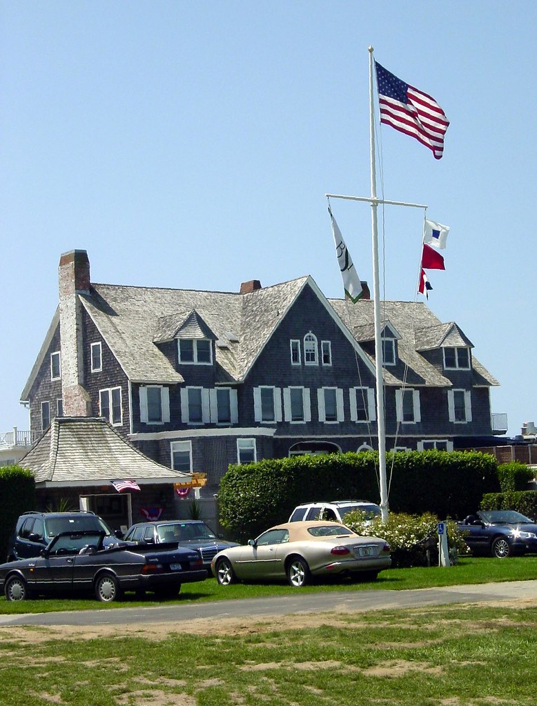 Southampton, NY Bath and Tennis Club Want to be a member? … Flickr