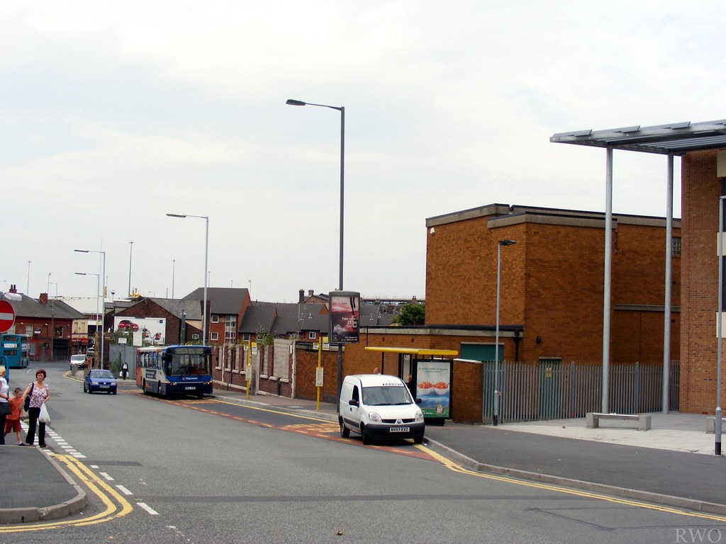 Speke Road, Garston In my opinion, this section of Speke R… Flickr
