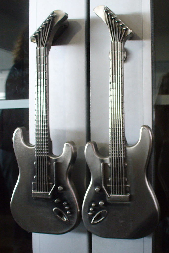 Guitar handles from HRC Ben took Tennille Anderson Flickr