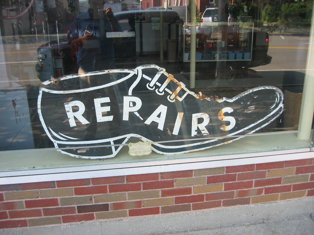 Shoe Sign Shoe sign in Cortland NY Josh Pierro Flickr