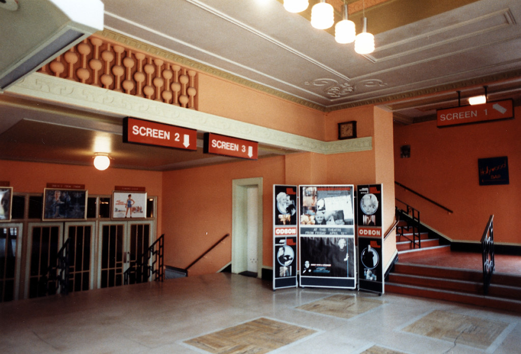 Odeon Barking 7th April 1985 dusashenka Flickr