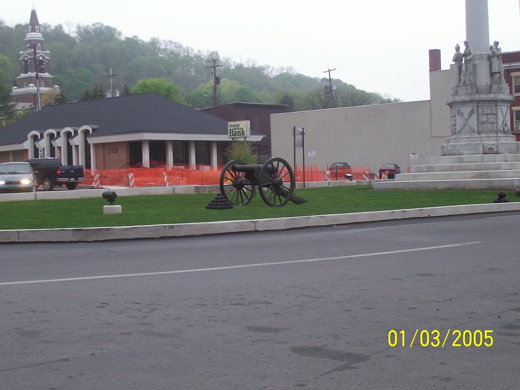 Downtown Lewistown, Pennsylvania May 2008 abregarjr Flickr