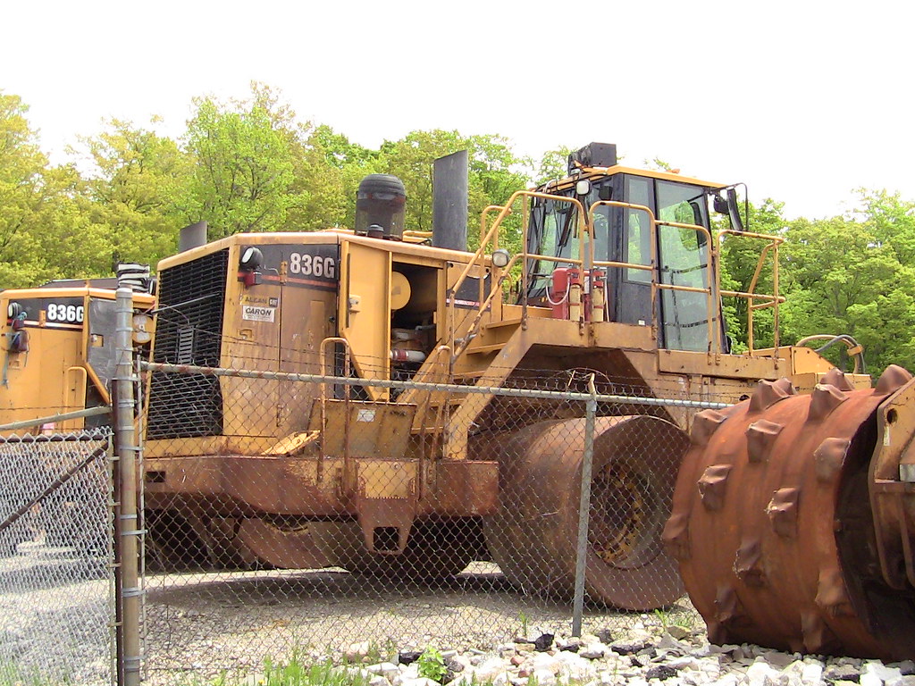 The back of a cat 836G landfill compactor (Its wheels are … Flickr